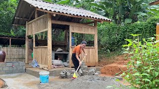 Building A Small Bathroom In The Farm For Bathing, A Girls Pion - Vietnam Architecture