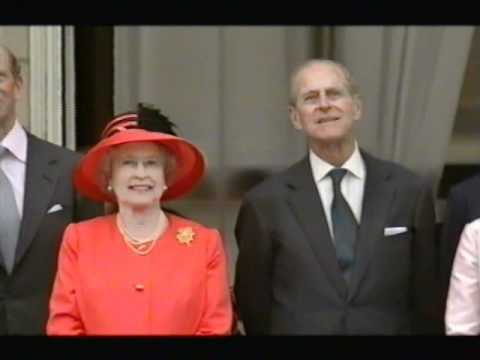 Royal Family on Palace Balcony for Golden Jubilee