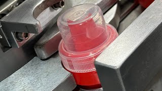Laundry detergent cap assembly machine #assemblymachine #laundry #machine #manufacturing #factory