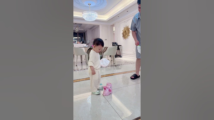 孩子们都喜欢爸爸是有原因的，爸爸总是能很有耐心的陪他们玩……