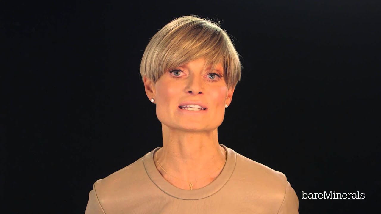 bareMinerals: Perfecting Face Brush