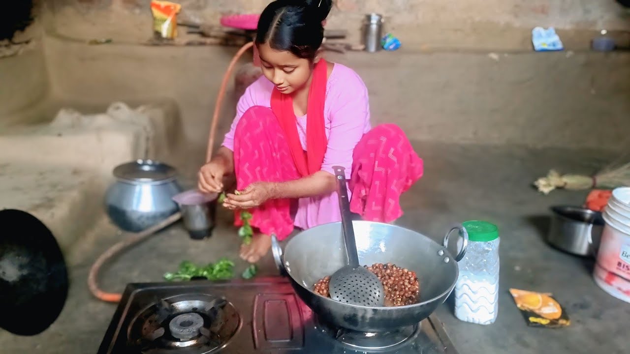 Aaj Kitchen Mein Bura Ho Gaya💔 | Real Village Life India 