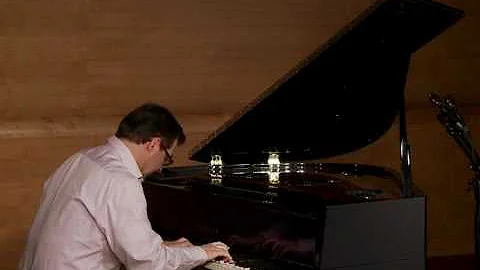 Peter Baartmans and the Avant Grand Hybrid Piano