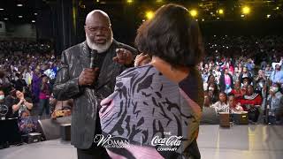 Loosed to Evolve   Bishop T D  Jakes Passes the Torch to Pastor Sarah Jakes Roberts.