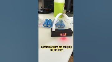 R2D2 18650 batteries 🔋 charging one by one