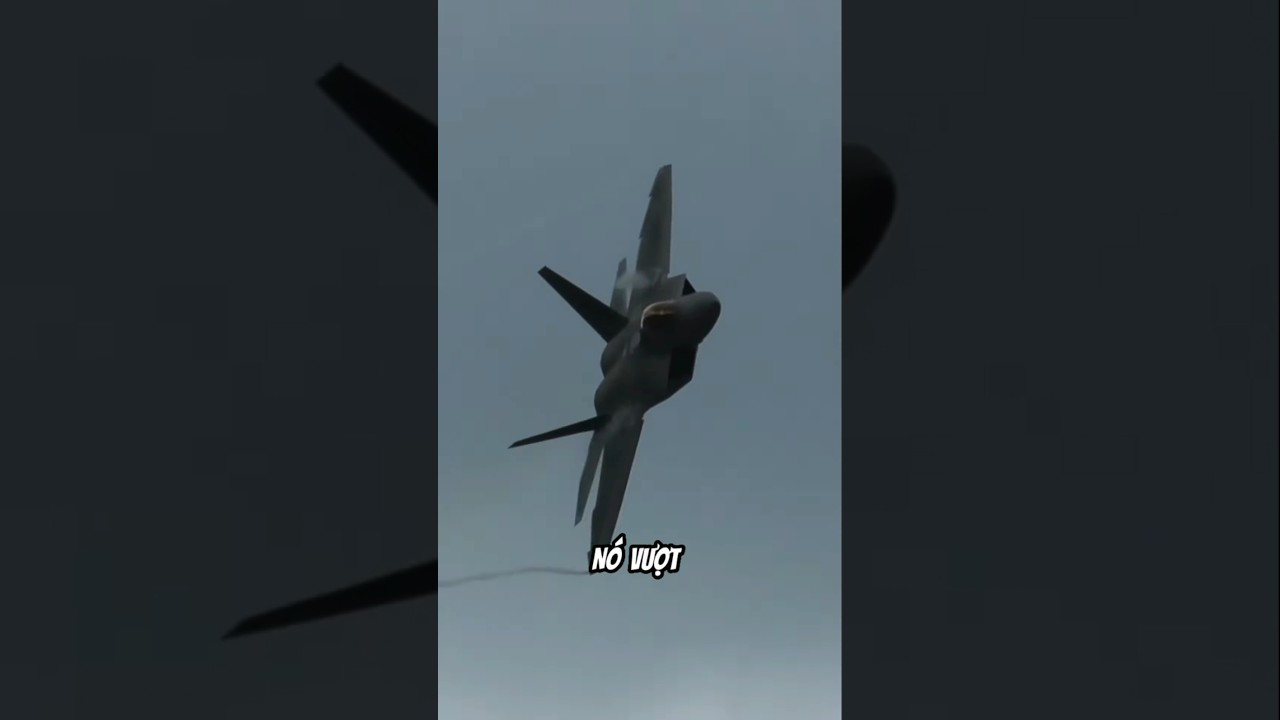 Nhiệm vụ đầu tiên của tiêm kích F22 Raptor "căng như dây đàn" !!!