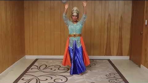 Jaipong Dance by the Indonesian Performing Arts of Oregon group