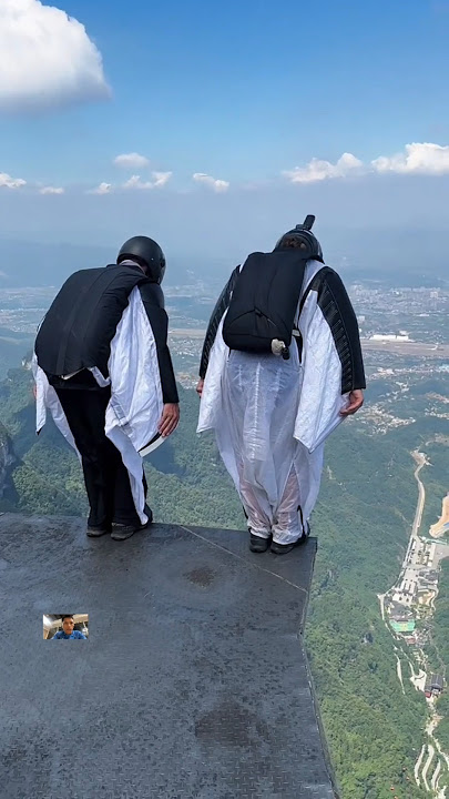 Ever done it this way skydiving #dama900m #skydiving #ytshorts #travel #minecraft