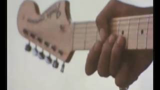 Video thumbnail of "Jimi Hendrix , reprise de l'hymne des USA, 1969, woodstock (USA)"