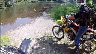 CEZ LABOREC NA MOTORKÁCH/*Dirtbike in the RIVER!