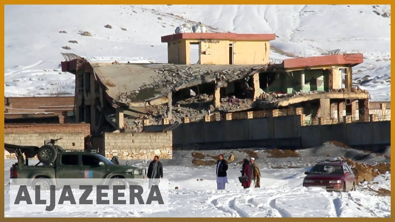🇦🇫 مقتل ما يصل إلى 100 من قوات الأمن الأفغانية في هجوم لحركة طالبان | الجزيرة الإنجليزية
