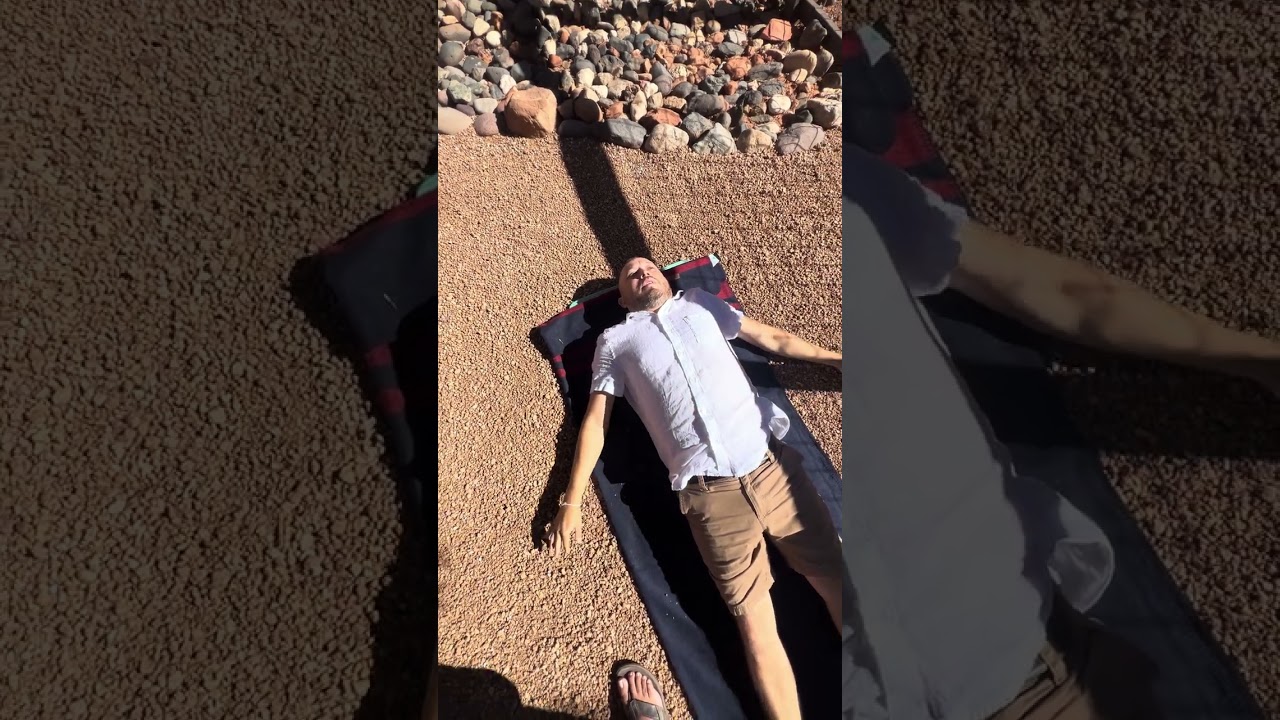 Bufo Alvarius in Sedona 9/9/9 Portal ( Fernando Barba )