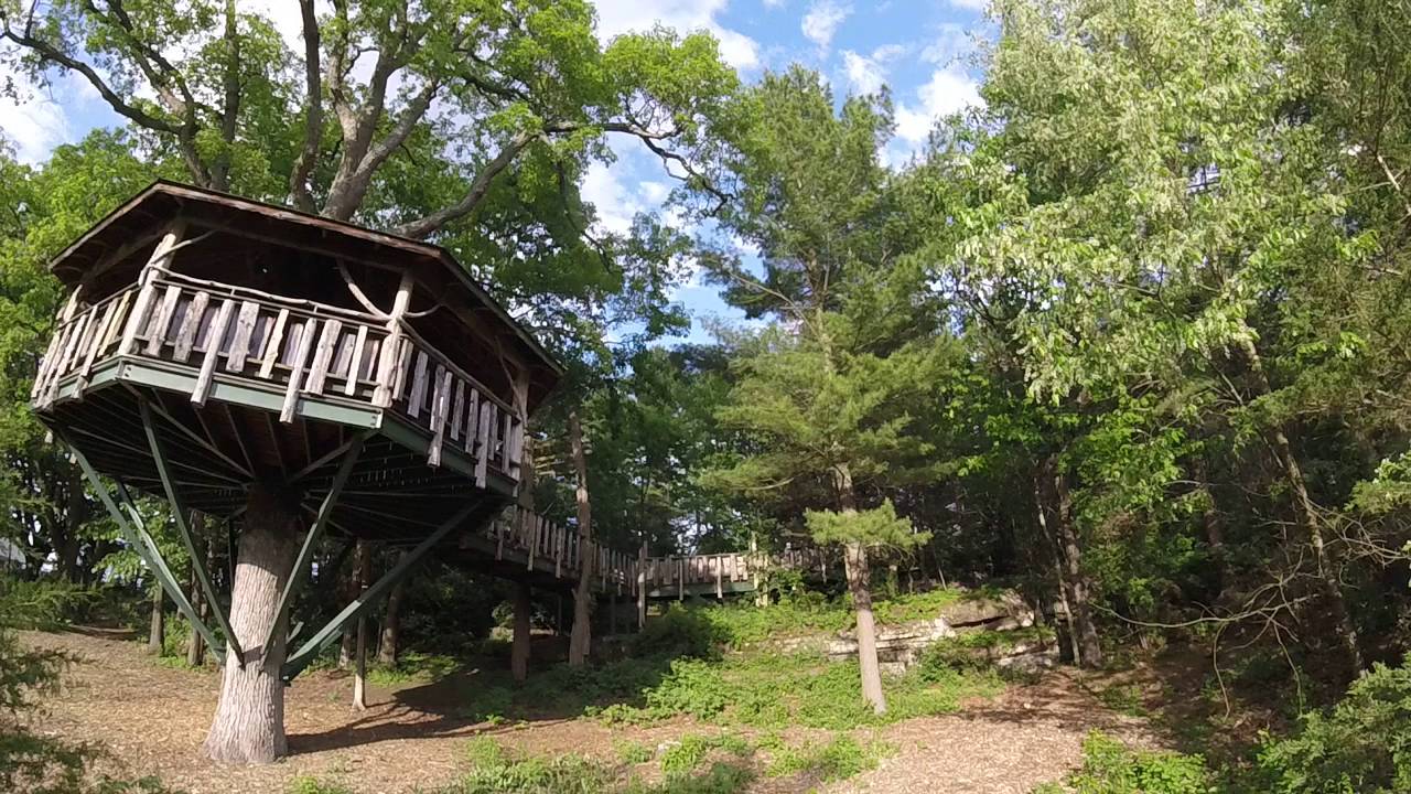 Moulin à épices « Bowling » en hêtre laqué blanc