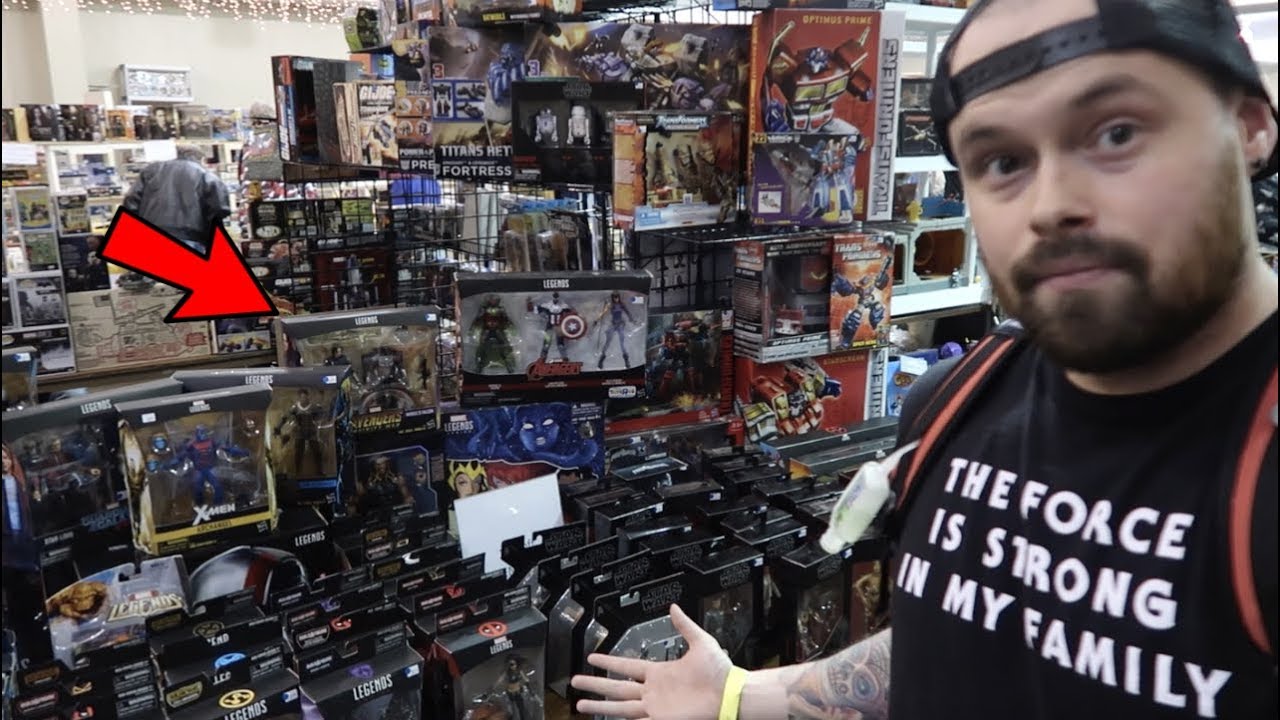 TOY HUNTING AT THE GREAT OHIO TOY SHOW! OLD MARVEL LEGENDS, VINTAGE TOYS AND MYTHIC LEGIONS HAUL!!