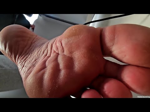 Unaware Giantess Gaming on Laptop Barefoot Pt 25 PREVIEW