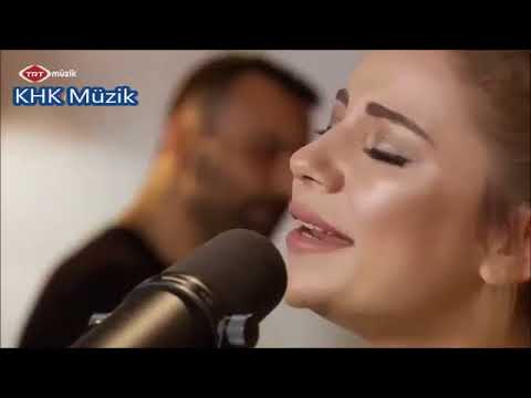 Merve Özbey  Canlı Performans  Akustik  Sana Kolay Bütün Olay Bırak ve Git Be Yolcu