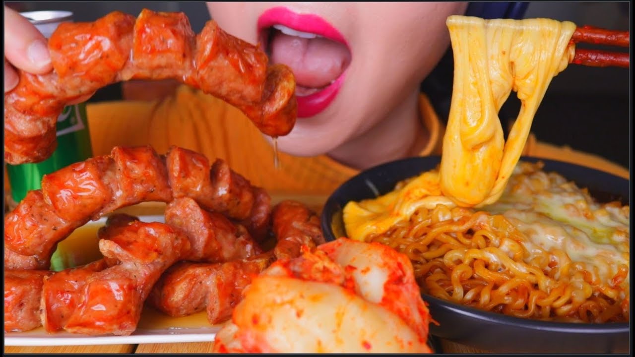 ASMR NUCLEAR FIRE NOODLES CHEESY SPICY + SPICY HOT DOG + KIMCHI + SPRITE | 火鸡面 咀嚼音 | 먹방