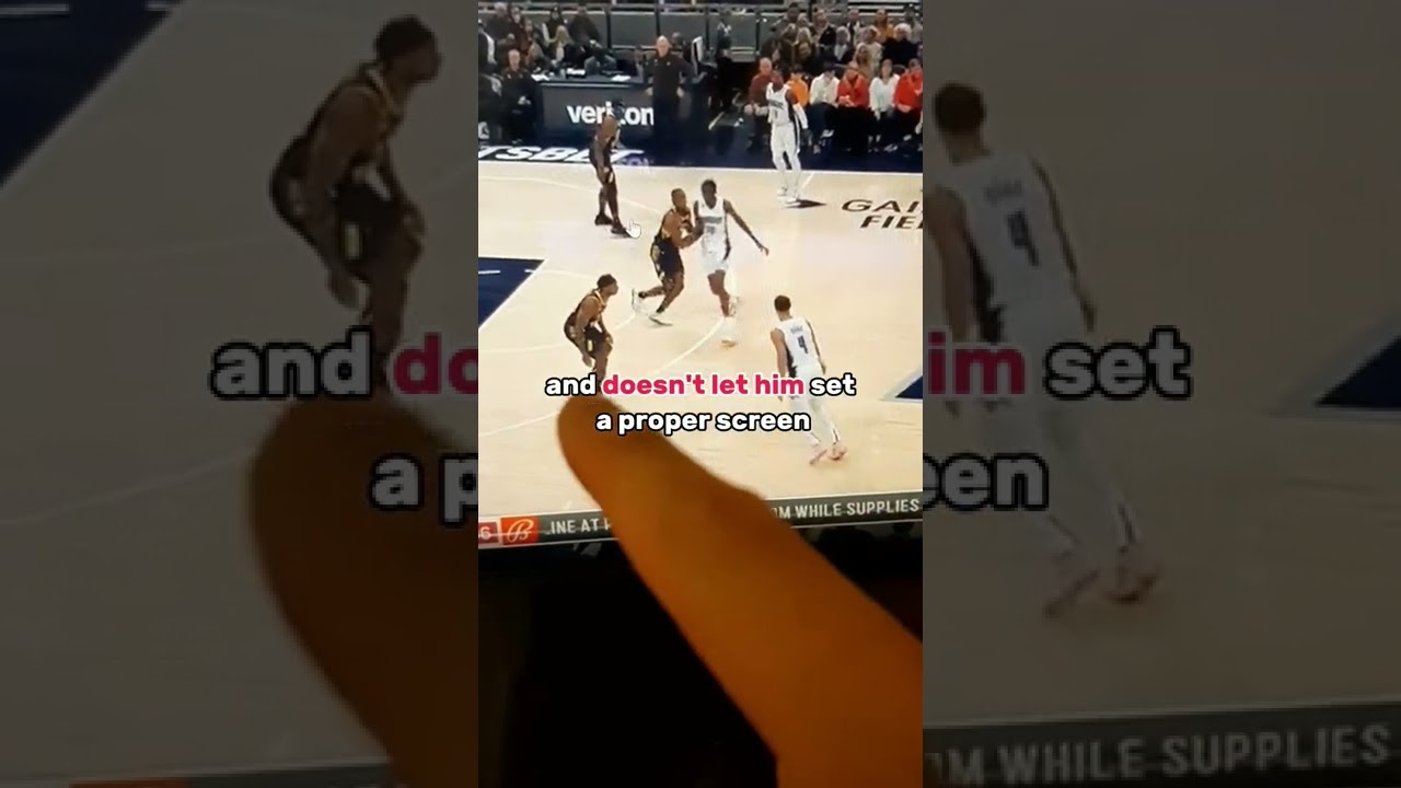 PICK & ROLL DEFENSE TIP 🧠 