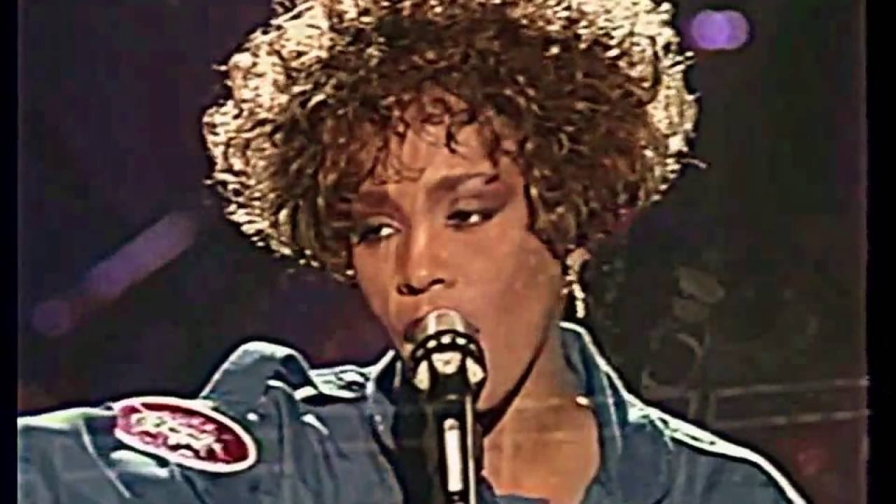 Whitney Houston- Star Spangled Banner (1991 HBO Special) - YouTube