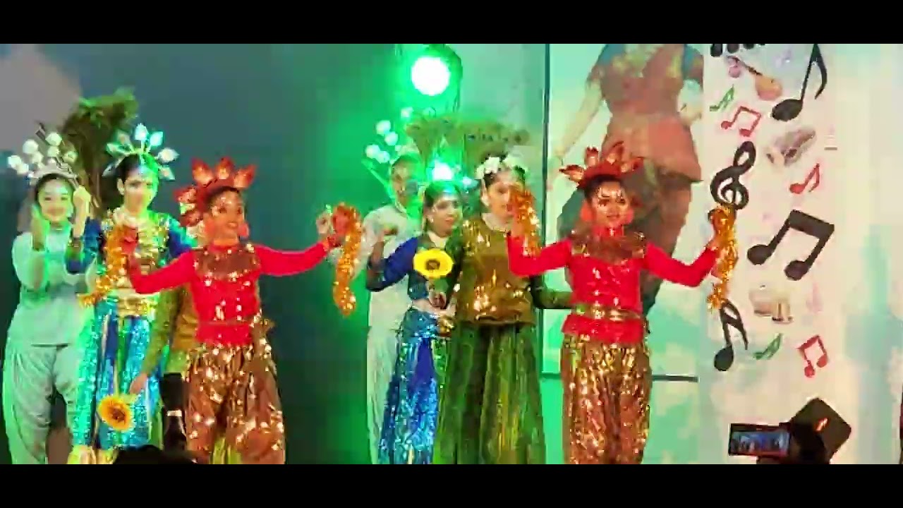 Indian School Alain Anual day dance by Siona and group. - YouTube