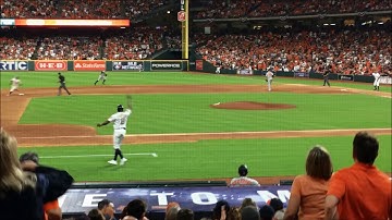 Houston Astros Jose Altuve Demonstrates Opposite Field Hitting 2018