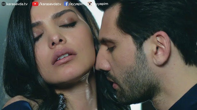 Koylagi bilan ayol suratni kotardi Katta xorozlar qora yigitlar bilan porno guruhi