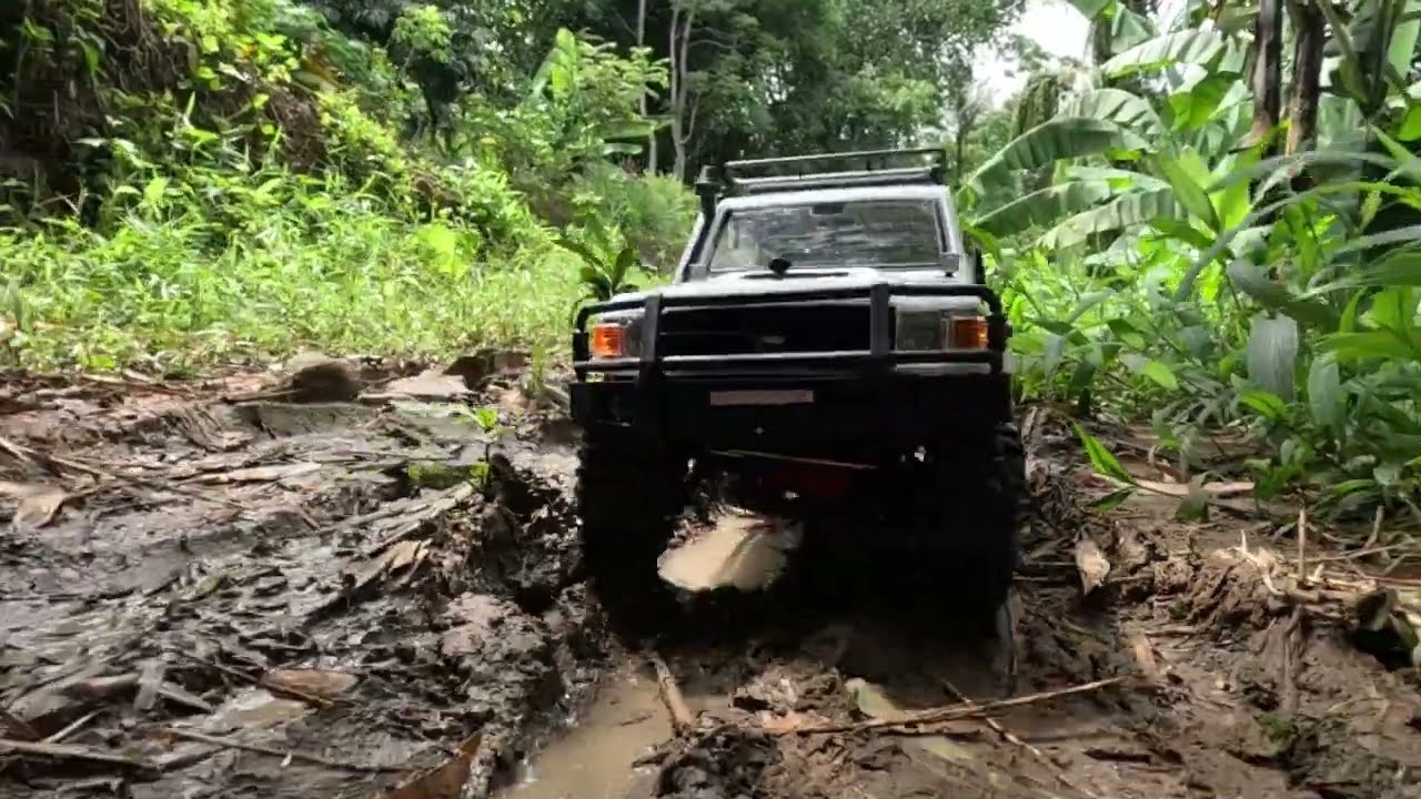 1/10 Scale RGT EX86190 LC76 Toyota Land Cruiser 76 Off-road Trail 4x4 RC Car