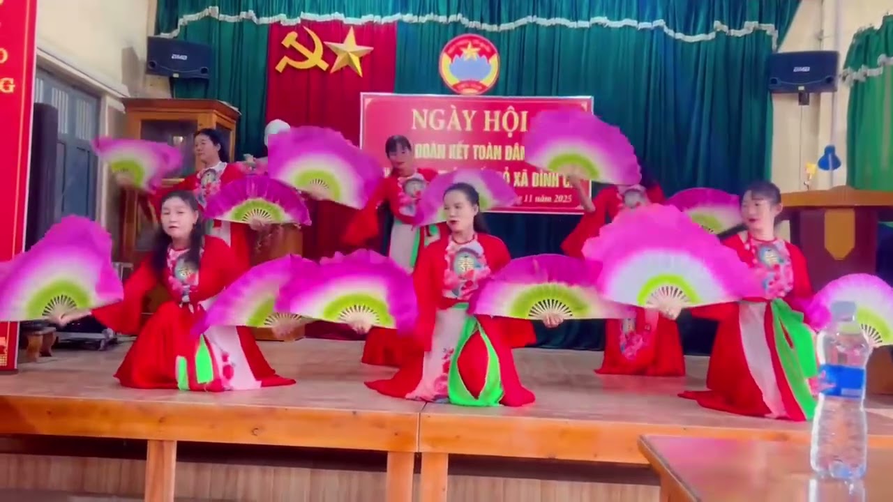 ngày 21 tháng 11, 2025