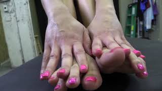 Jasmines Smelly feet