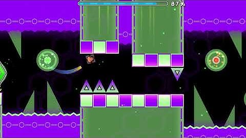 (Daily Level) "Fluent" by Split72 | Geometry Dash
