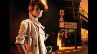 La Roux- In For The Kill (Lyrics in description)