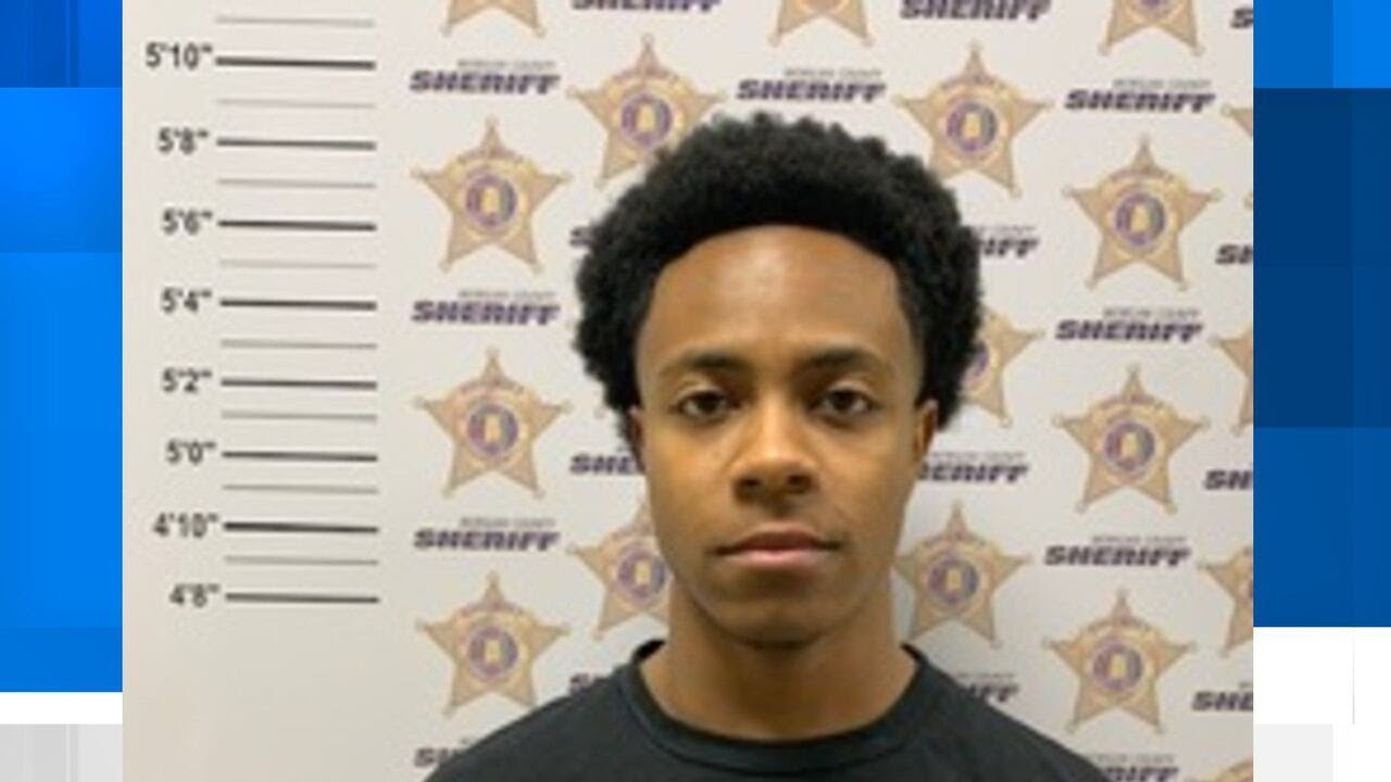 Man arrested after high-speed police chase in Priceville - YouTube