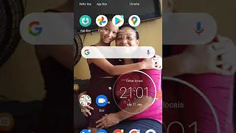Quantos vídeos a Camila Loures tem no YouTube?