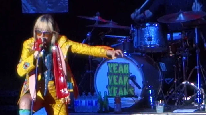 Yeah Yeah Yeahs - "Sacrilege" at Merriweather Post Pavilion in Columbia MD - Sweetlife Festival 2013