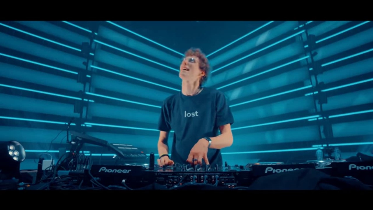 Lift Me Up-Lost Frequencies (ID Remix)