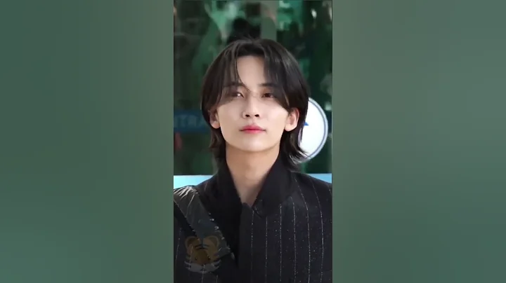 #Jeonghan #seventeen ohh the visual is no joke 🥰🥰 #short #shortvideo #윤장한