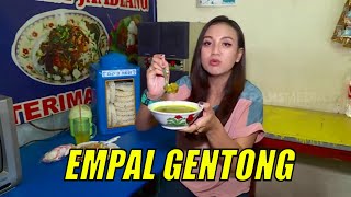 Puty Nurul Menjajal Lezatnya Empal Gentong Pak Sahril | MAKAN RECEH (17/06/21)