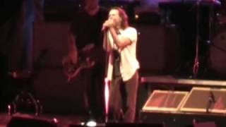 Details Pearl Jam- Black (Berlin 2006) Update