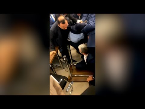 დაპირისპირება საკომიტეტო სხდომათა დარბაზში