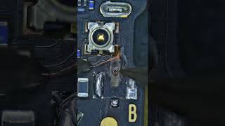 RabbitFix antenna mount pad repair and maintenance, chip-level repair, mobile phone repair,