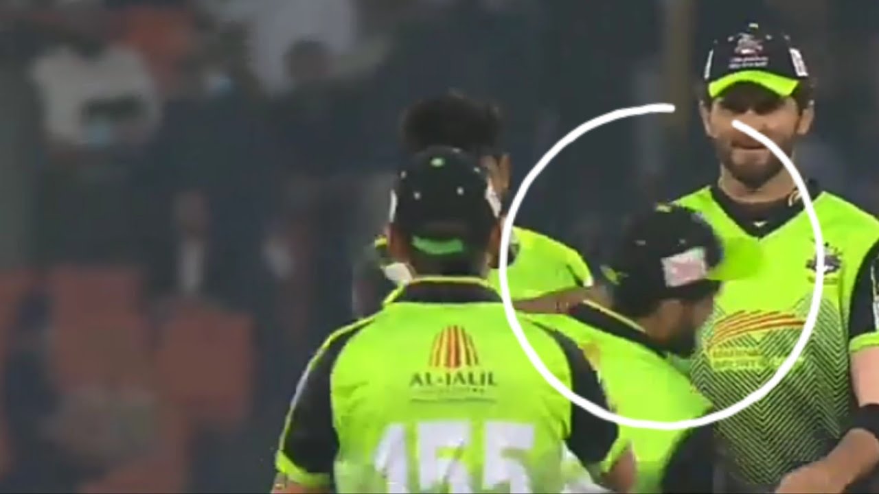 Haris Rauf Slap On Kamran Ghulam Face | Peshwar Vs Lahore  | Haris Rauf Fight With Kamran Ghulam