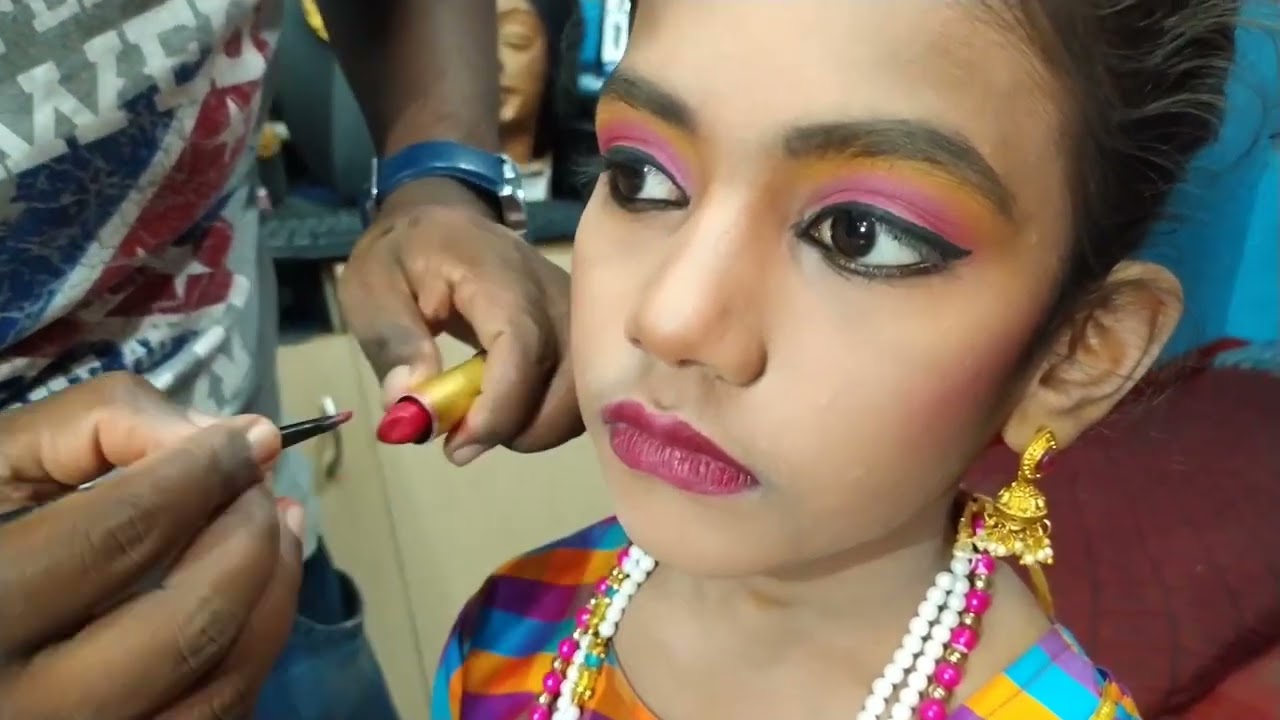 ಒನಕೆ ಓಬವ್ವ( onake obavva)# fancy dress & makeover # Raghuvaran makeup artist,