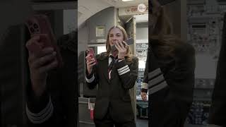 First officer has a moving message for retiring pilot