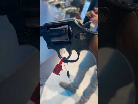 Smith and Wesson New Classic Model 10 No Lock!!!