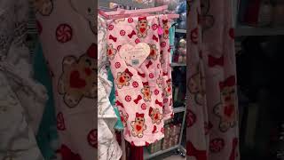 These blankets are so cute!!!😍 #christmas #pink # juicycouture #betsyjohnson #hellokitty