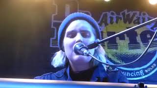 Shura - What's It Gonna Be? (Acoustic) (HD) - DM's Boot Room, Camden - 03.11.17