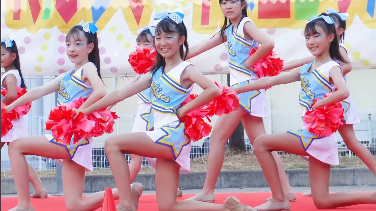 【チアリーディング】天使のようなチア達  