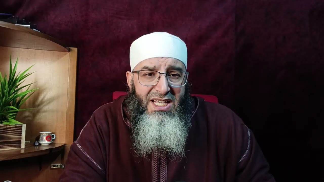 **النرجسي لا يُمسكك… أنت مقيَّد بعهد خفي ليس سحرًا ولا ضعفًا… بل السر الذي لم يخبرك به أحد**