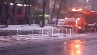 На улицы Нижнего Новгорода вернулась снегоуборочная техника