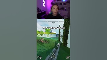 Lululuvely turns into a robot. FT. TSM Verhulst #apexlegends #apex #claraatwork #shorts